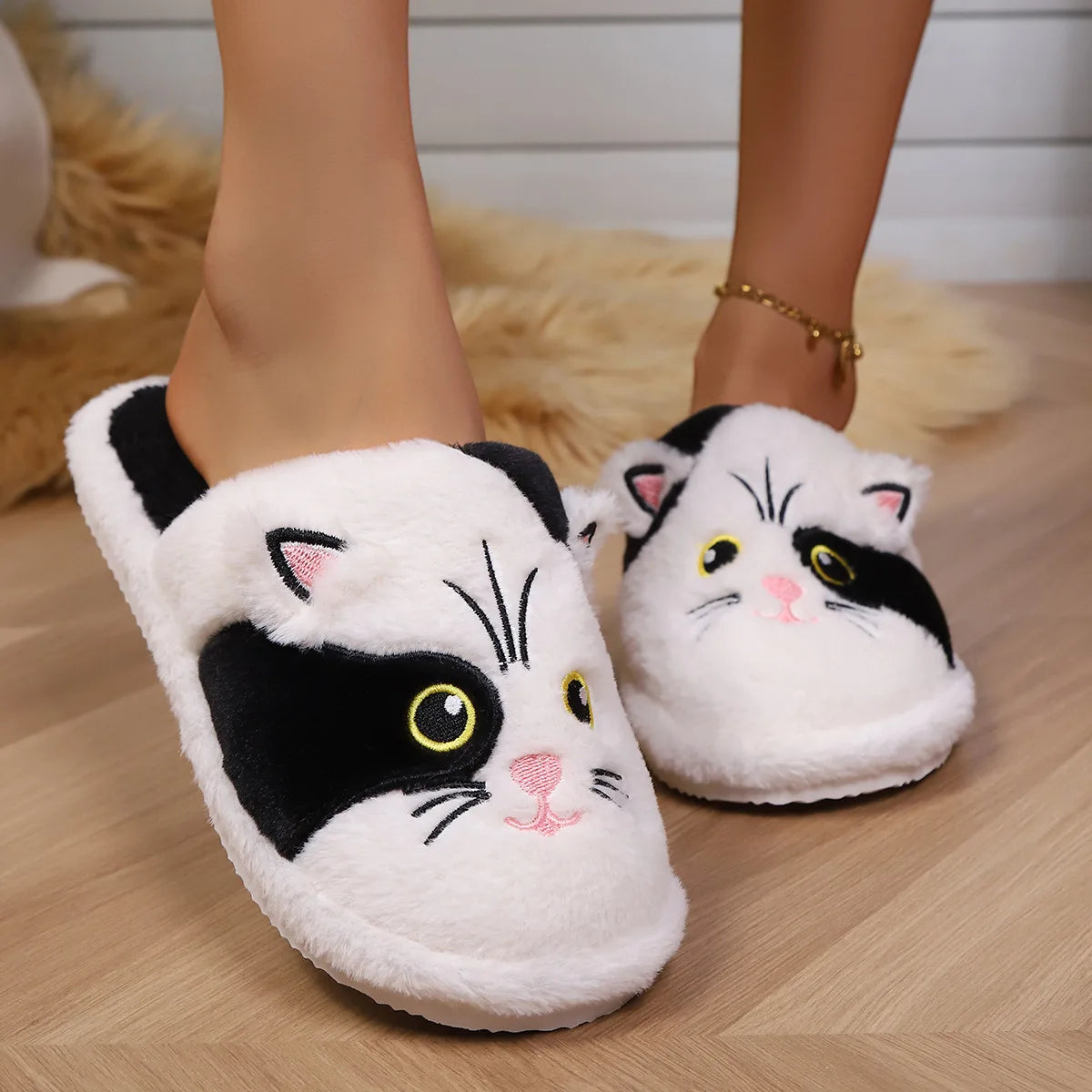Zapatillas Gato Kawaii de Felpa